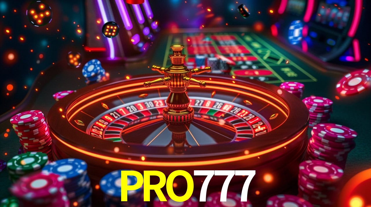Escena dinámica inspirada en casino con iluminación PRO777, cartas, fichas e íconos de juegos digitales en un espacio moderno de juegos.